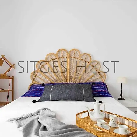 Con Patio Y A 5 Minutos De La Playa Apartment Sitges