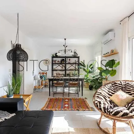 Con Patio Y A 5 Minutos De La Playa Daire *