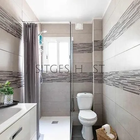 Con Patio Y A 5 Minutos De La Playa Apartment Sitges